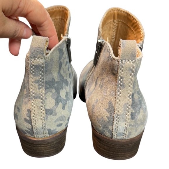 Lucky Brand Basel Titanium Camo Booties 11 - Picture 4 of 7